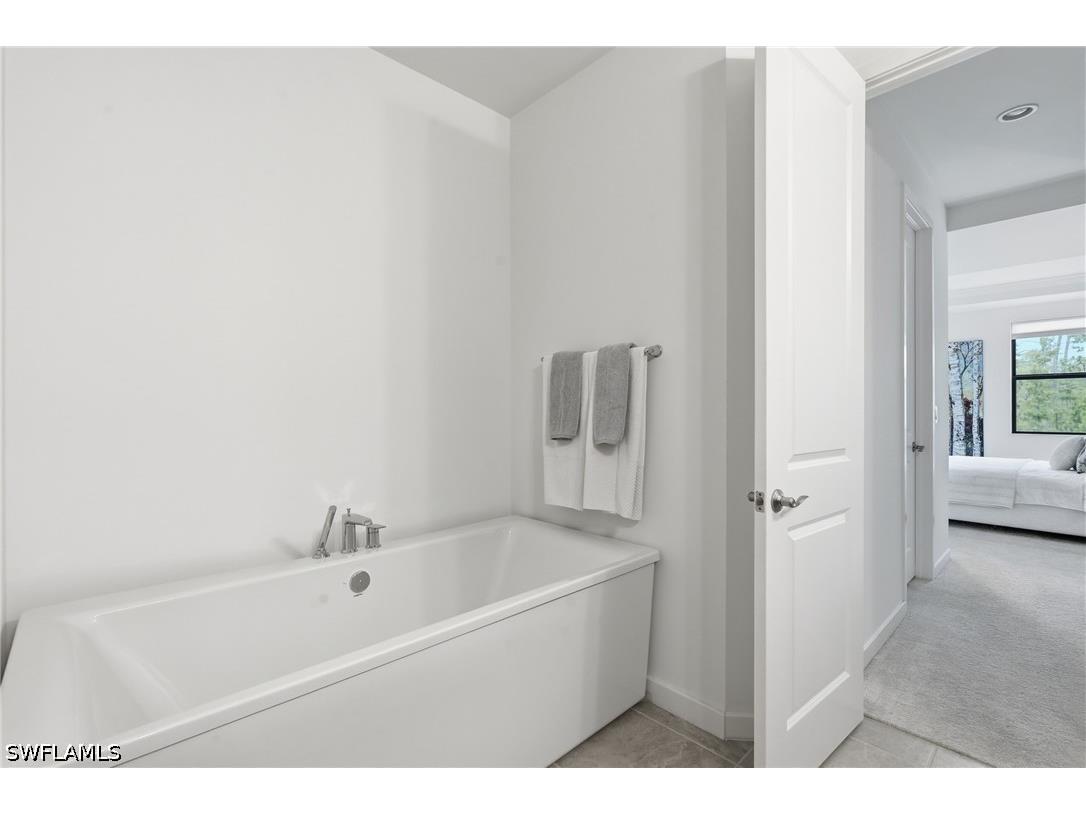 13081 Pembroke Drive Naples FL 34105 226026265 image20