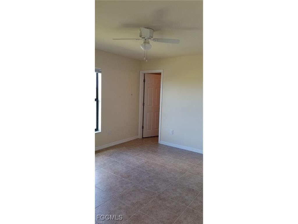 1309-1311 NE 8th Place Cape Coral FL 33909 2025004181 image10