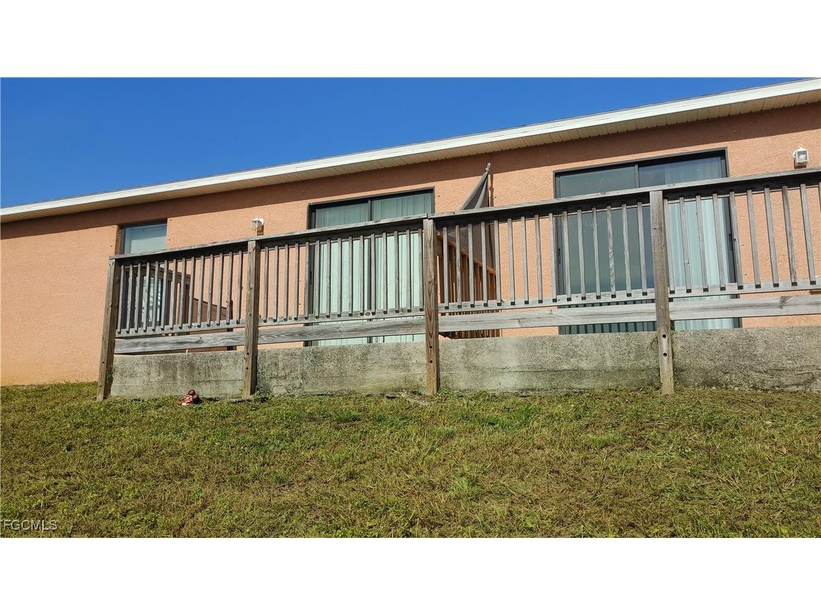 1309-1311 NE 8th Place Cape Coral FL 33909 2025004181 image14