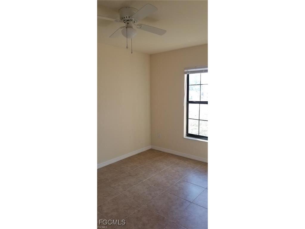 1309-1311 NE 8th Place Cape Coral FL 33909 2025004181 image7