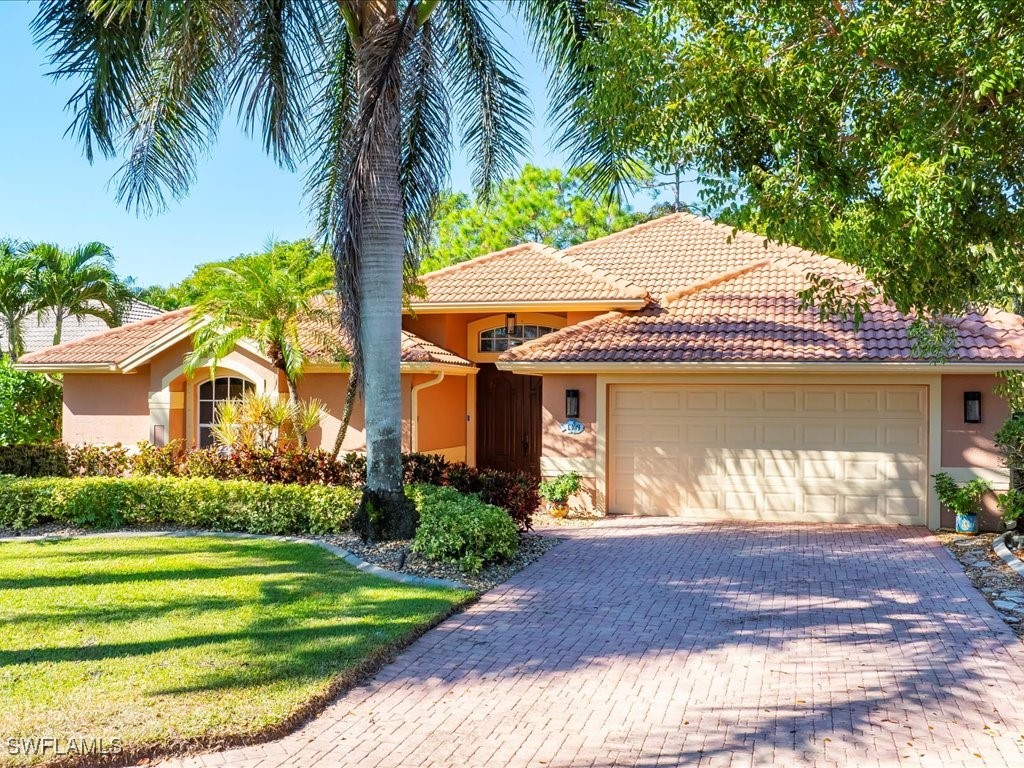 1309 Briarwood Court Naples FL 34104 225078885 image2
