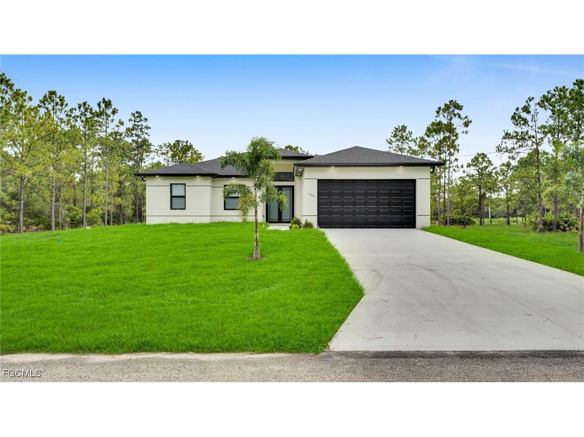 1309 Johns Avenue Lehigh Acres FL 33972 2025004199 image1