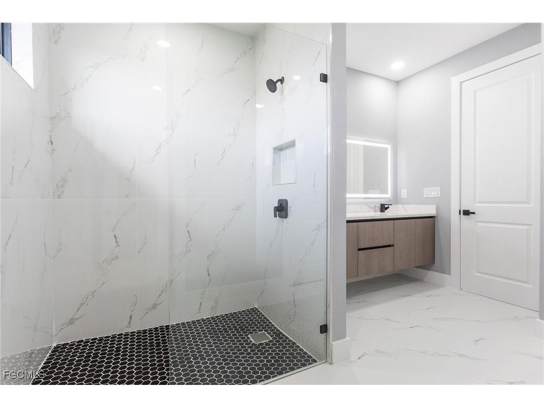 1309 NE 21st Avenue Cape Coral FL 33909 2025014340 image26