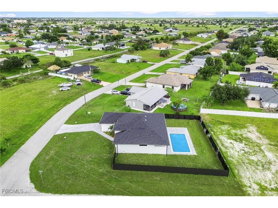 1309 NE 21st Avenue Cape Coral FL 33909 2025014340 image33