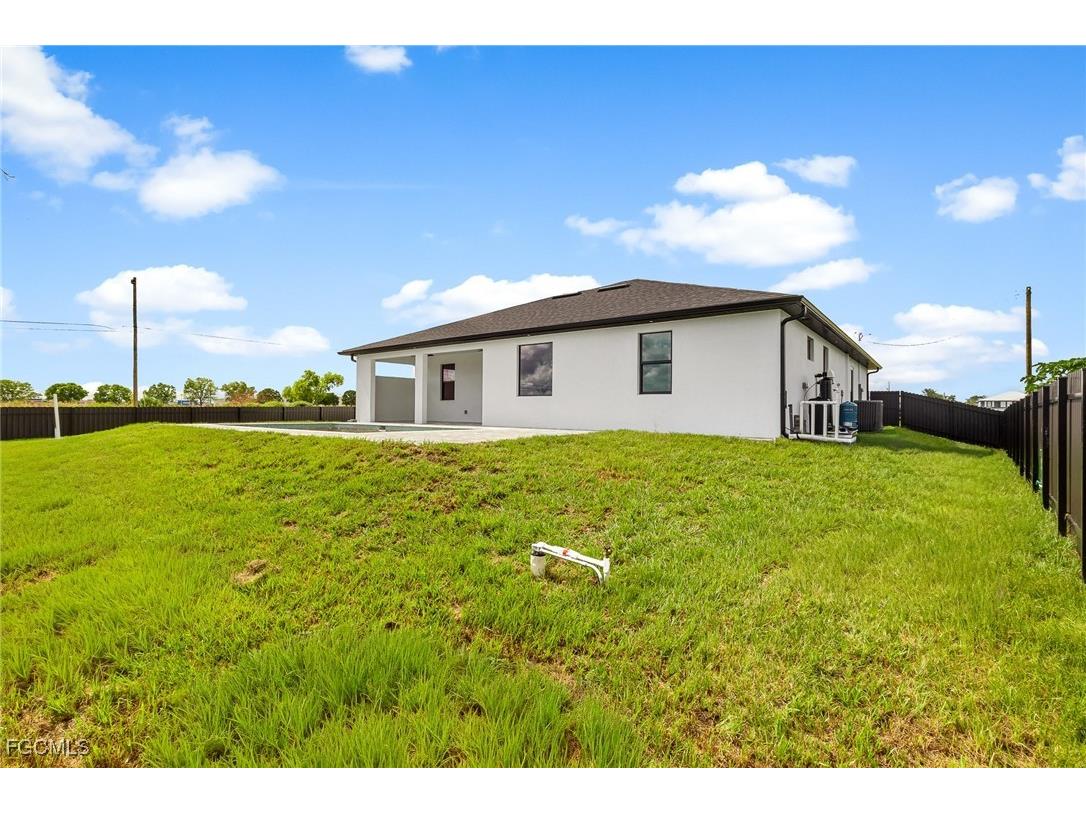 1309 NE 21st Avenue Cape Coral FL 33909 2025014340 image38