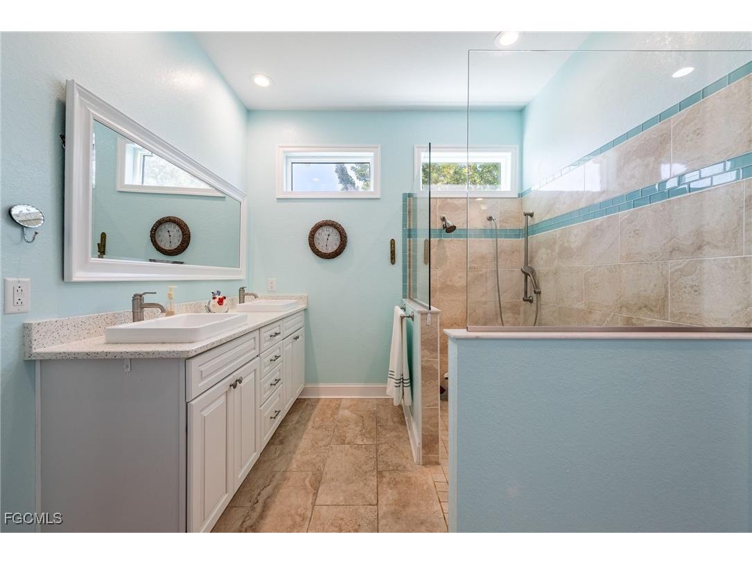 1309 NW 3rd Place Cape Coral FL 33993 2026003397 image20