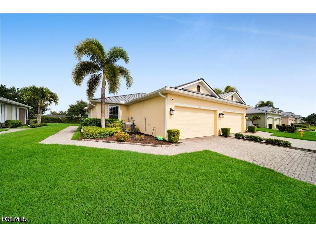 1309 Pamplico Court Cape Coral FL 33991 2026016929 image1