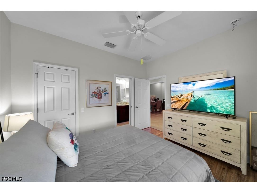 1309 Pamplico Court Cape Coral FL 33991 2026016929 image17