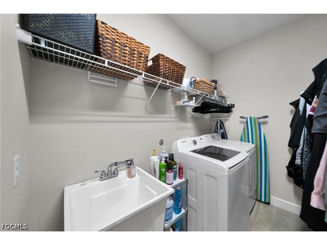 1309 Pamplico Court Cape Coral FL 33991 2026016929 image20