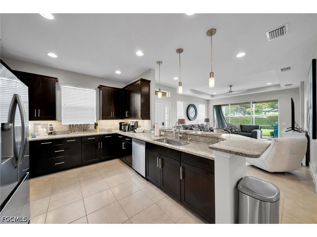 1309 Pamplico Court Cape Coral FL 33991 2026016929 image7