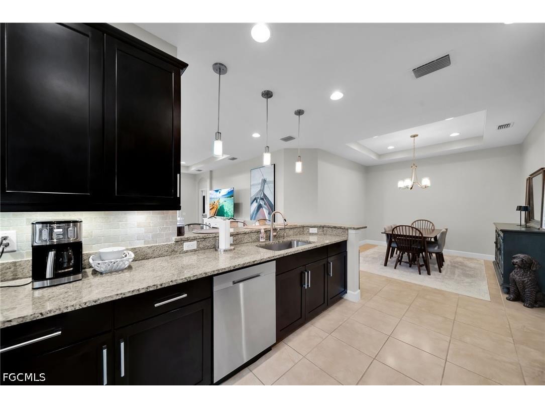 1309 Pamplico Court Cape Coral FL 33991 2026016929 image8