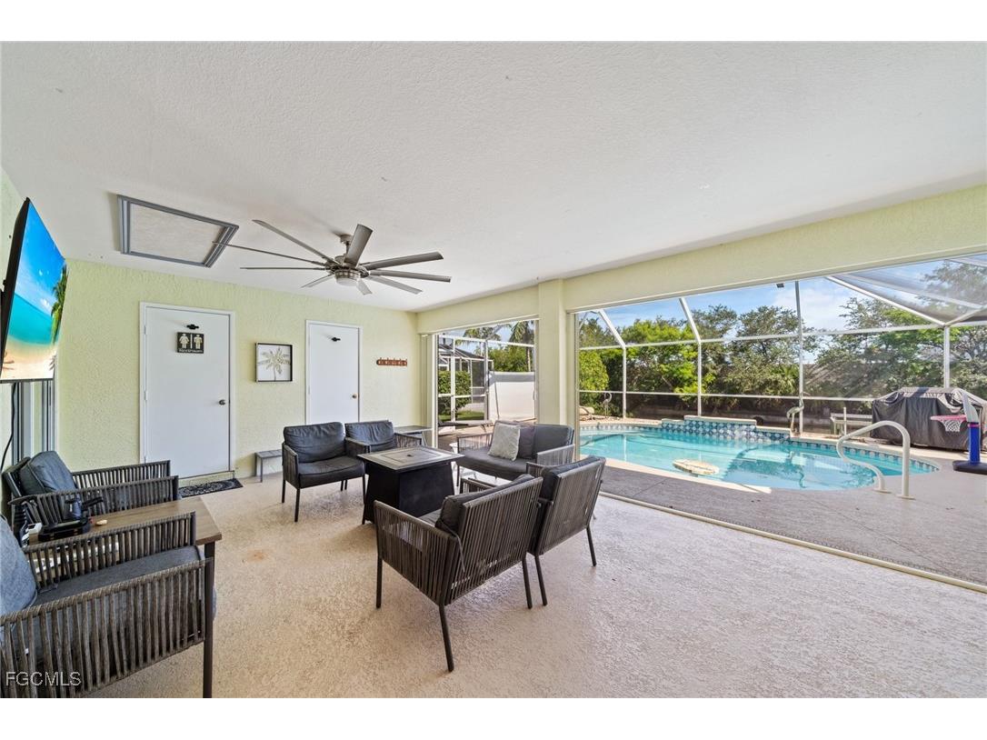 1309 SE 10th Terrace Cape Coral FL 33990 2025005539 image34
