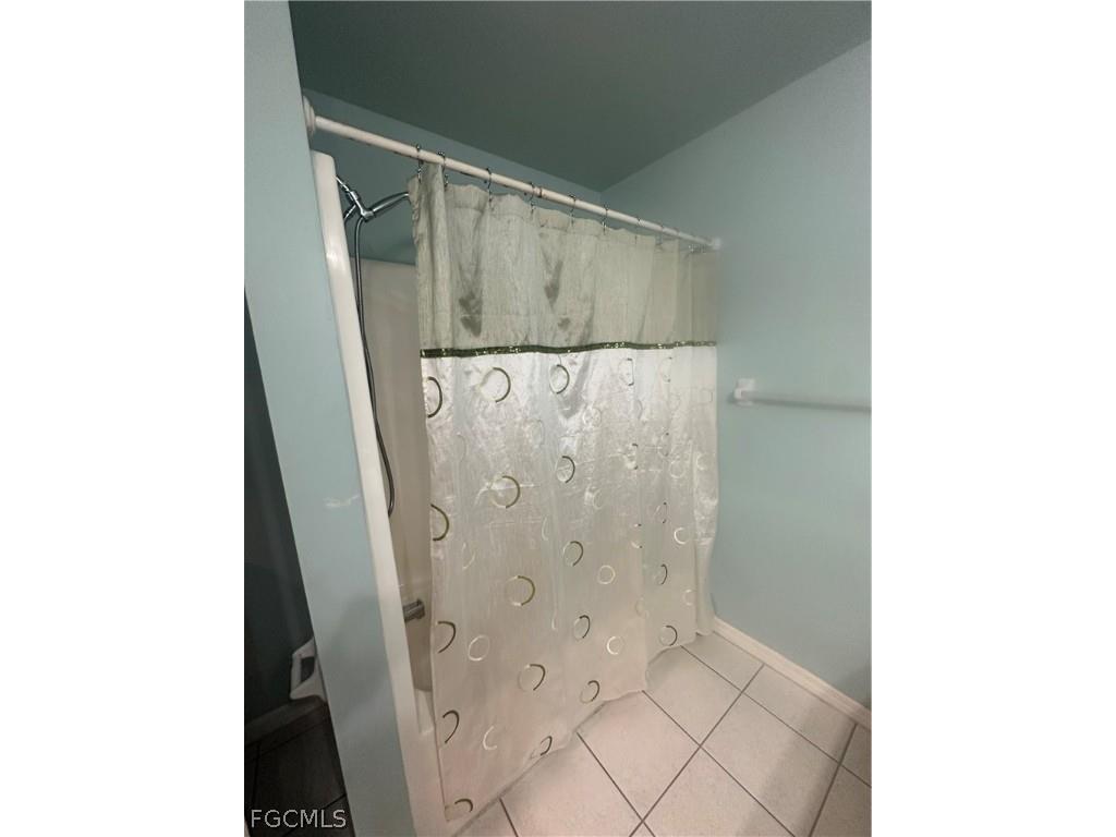 1309 SW 14th Terrace Cape Coral FL 33991 2026004932 image7