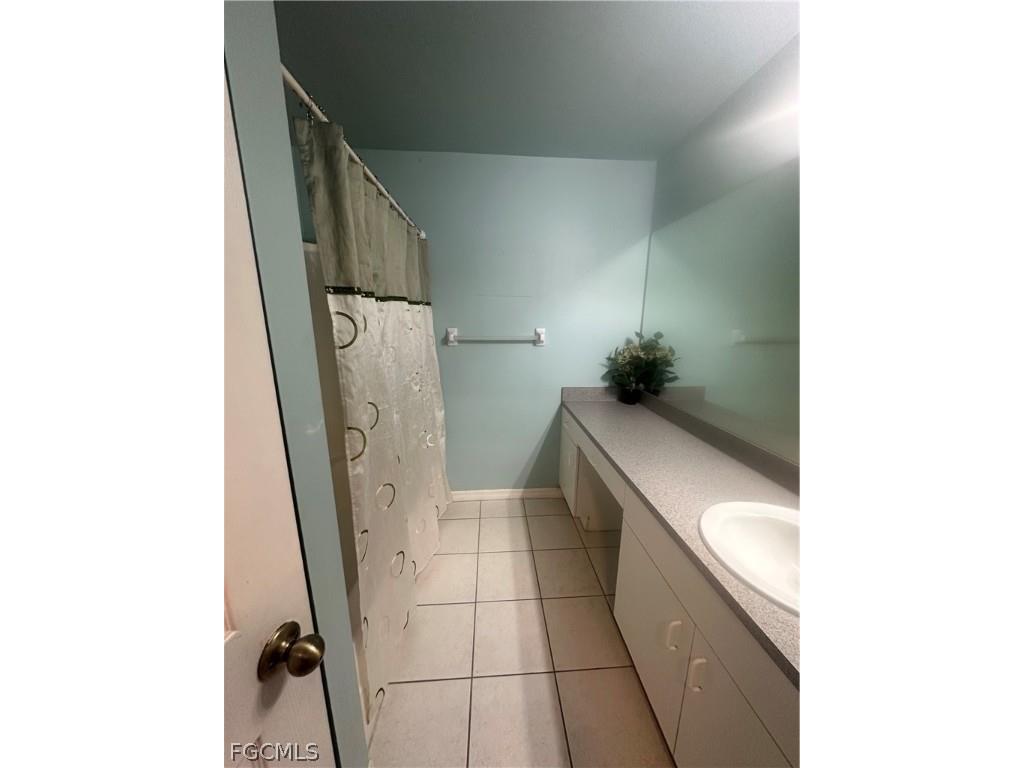 1309 SW 14th Terrace Cape Coral FL 33991 2026004932 image8