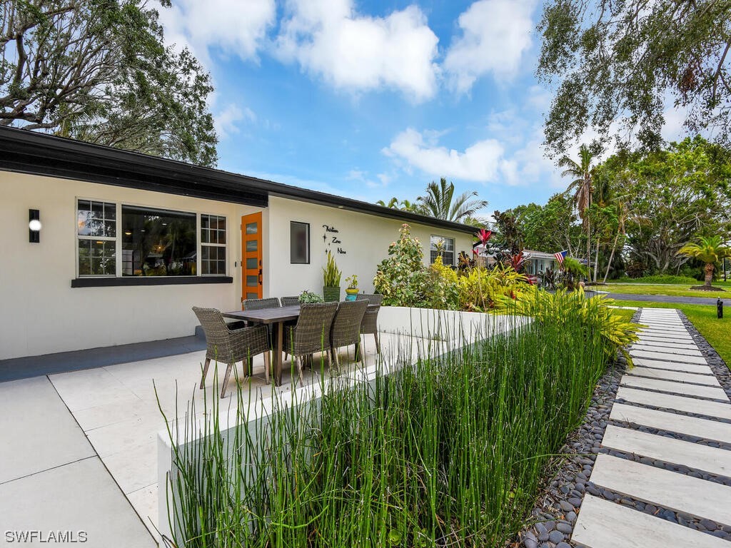 1309 Sunbury Drive Fort Myers FL 33901 223016875 image1