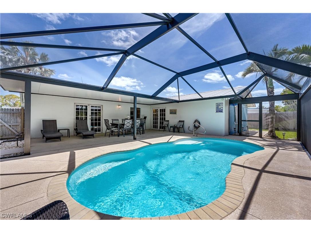 1309 Westlake Boulevard Naples FL 34103 223034120 image1