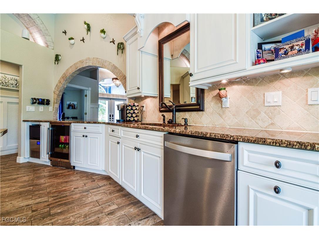 13091 Orange River Boulevard Fort Myers FL 33905 2025017432 image10