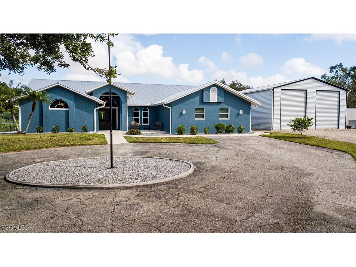13091 Orange River Boulevard Fort Myers FL 33905 2025017432 image3