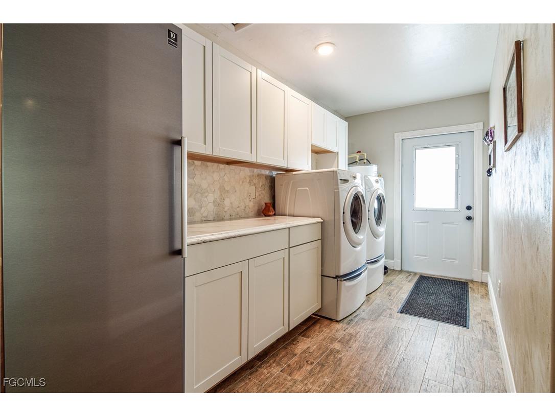 13091 Orange River Boulevard Fort Myers FL 33905 2025017432 image40