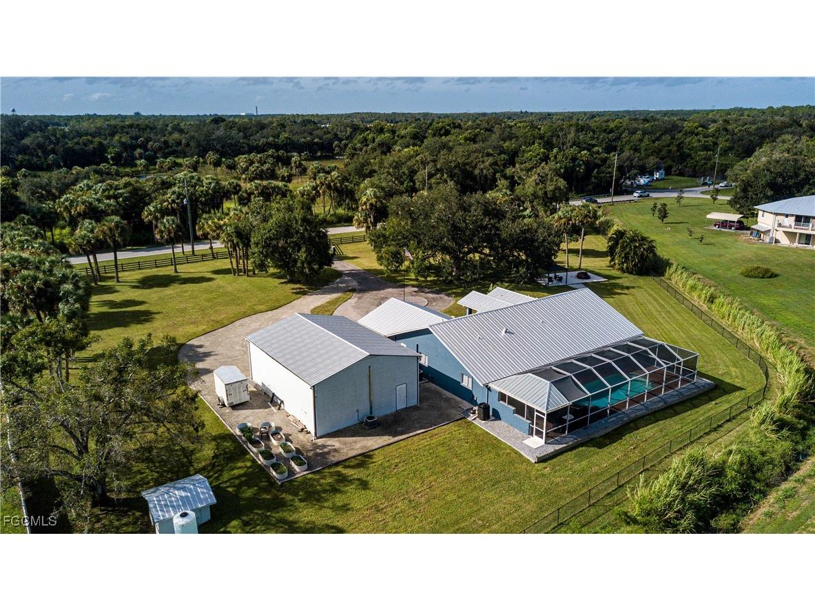 13091 Orange River Boulevard Fort Myers FL 33905 2025017432 image45