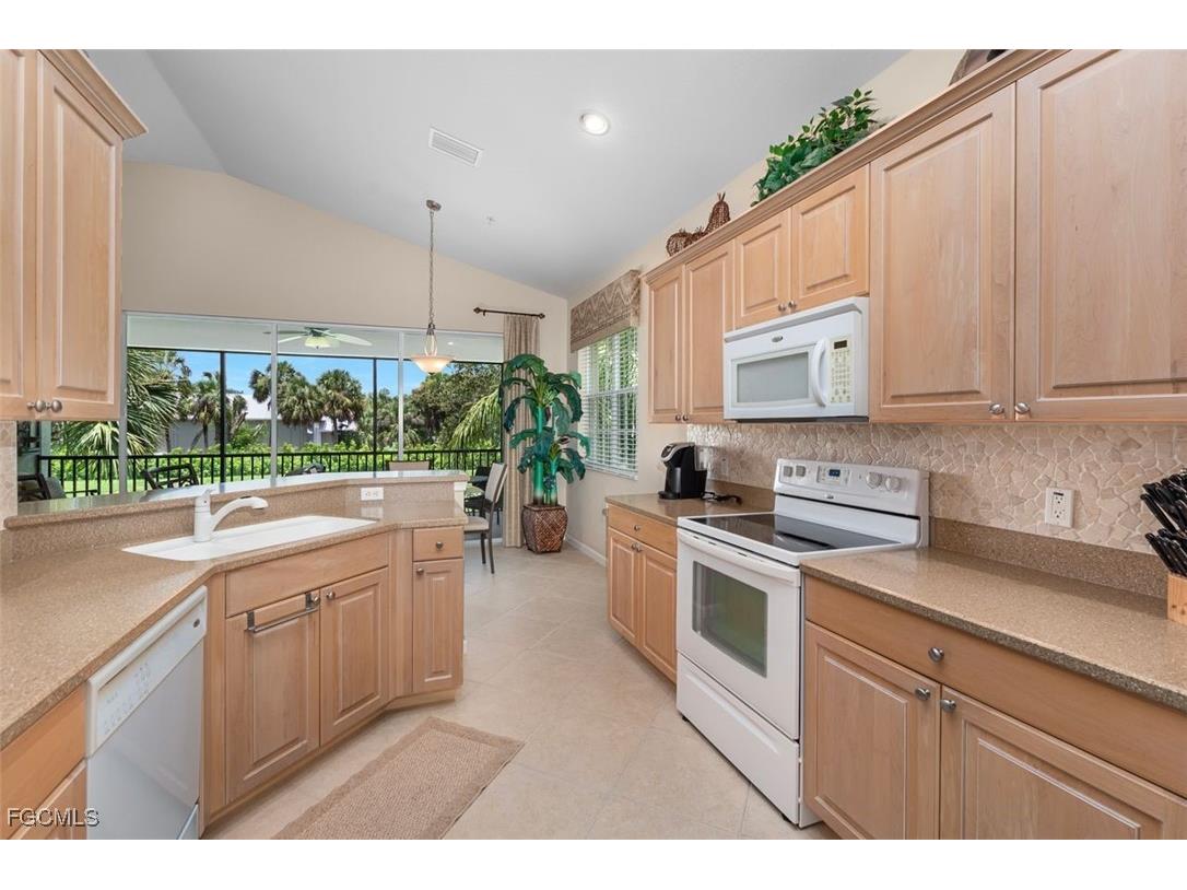 13091 Pebblebrook Point Circle #202 Fort Myers FL 33905 2025011486 image14