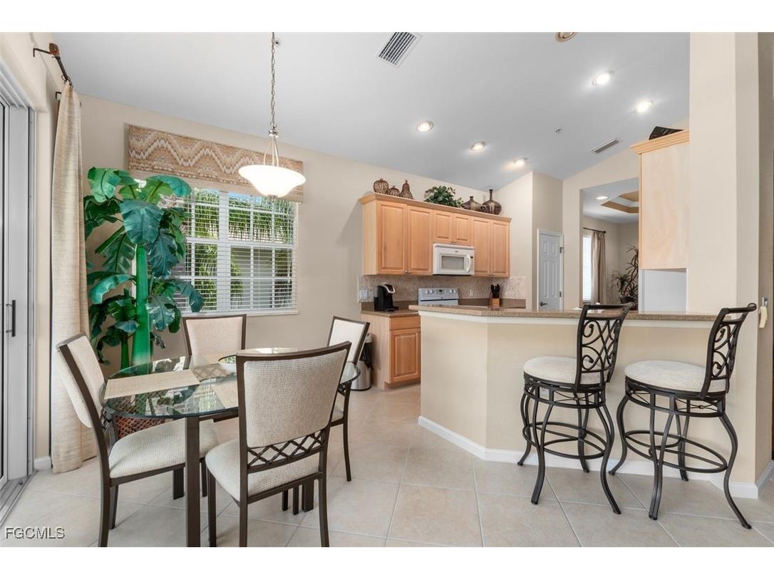 13091 Pebblebrook Point Circle #202 Fort Myers FL 33905 2025011486 image17