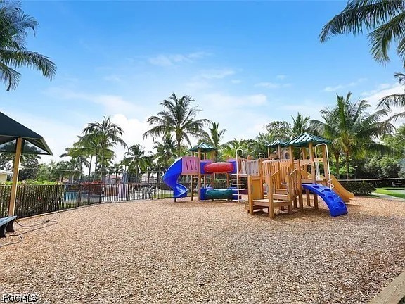 13092 Silver Thorn Loop North Fort Myers FL 33903 2026029388 image18