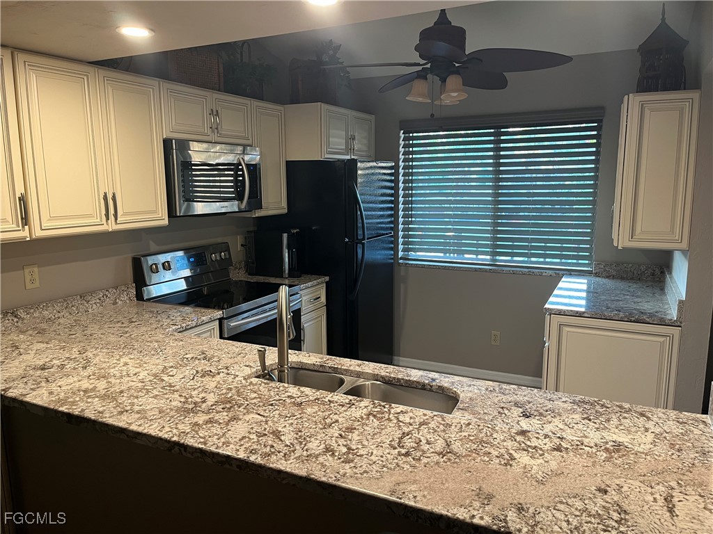 13094 Cross Creek Court #113 Fort Myers FL 33912 2025025957 image2