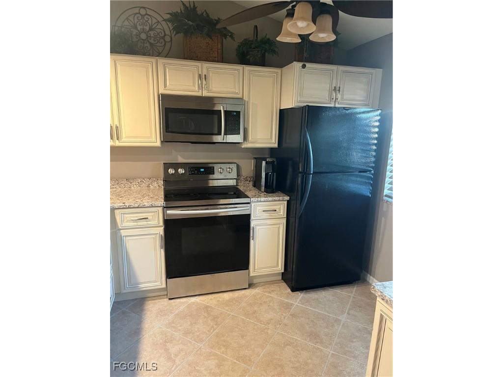 13094 Cross Creek Court #113 Fort Myers FL 33912 2025025957 image5
