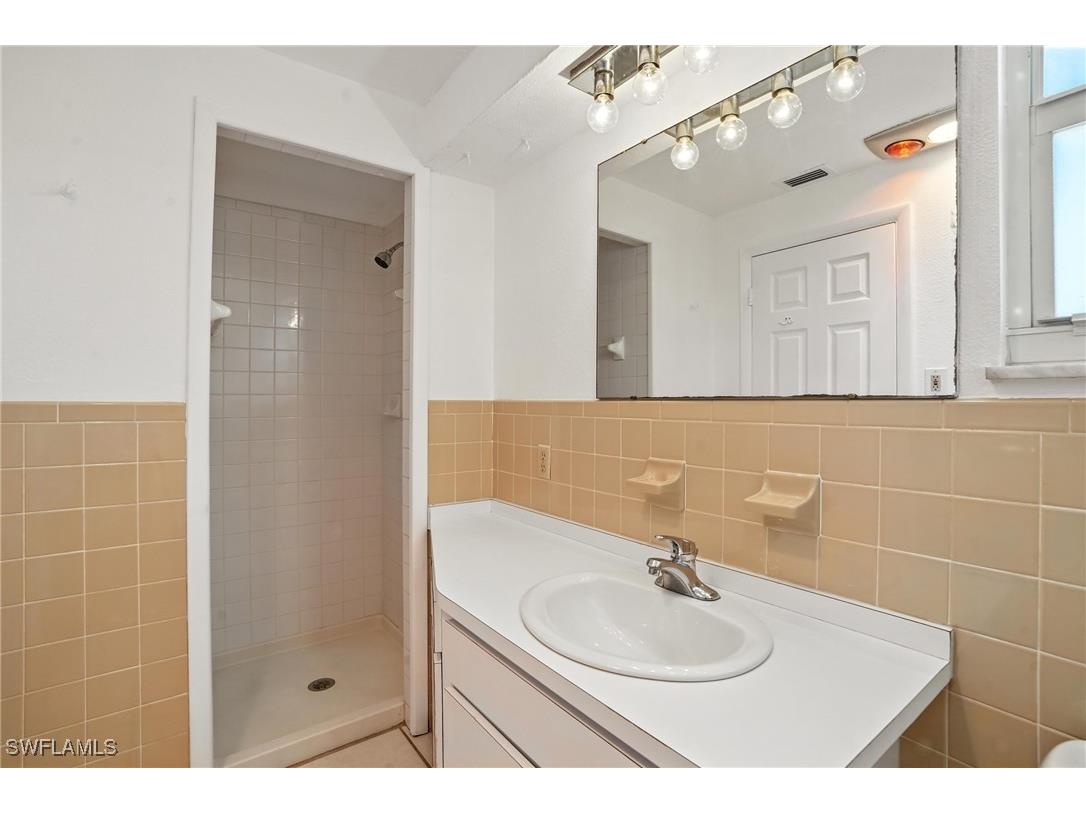 131 Bay Mar Drive Drive Fort Myers Beach FL 33931 225055507 image32