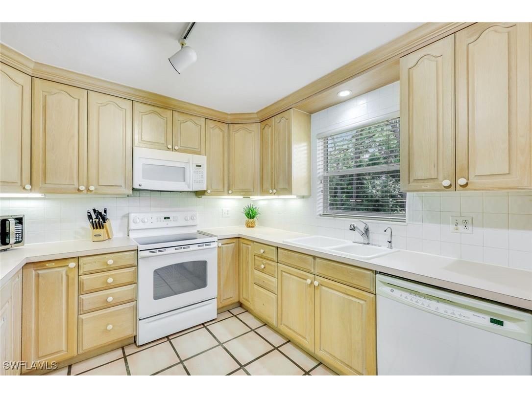 131 Cajeput Drive Naples FL 34108 225072362 image10