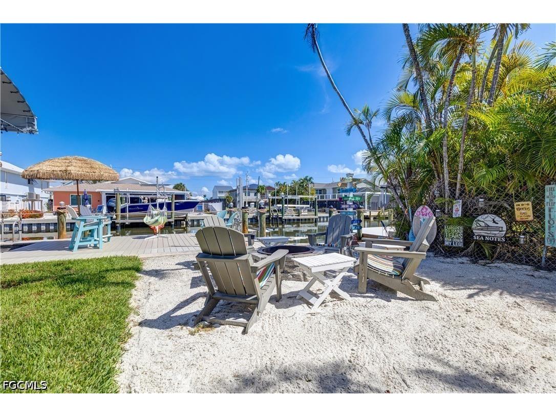 131 Egret Street Fort Myers Beach FL 33931 2026027993 image4