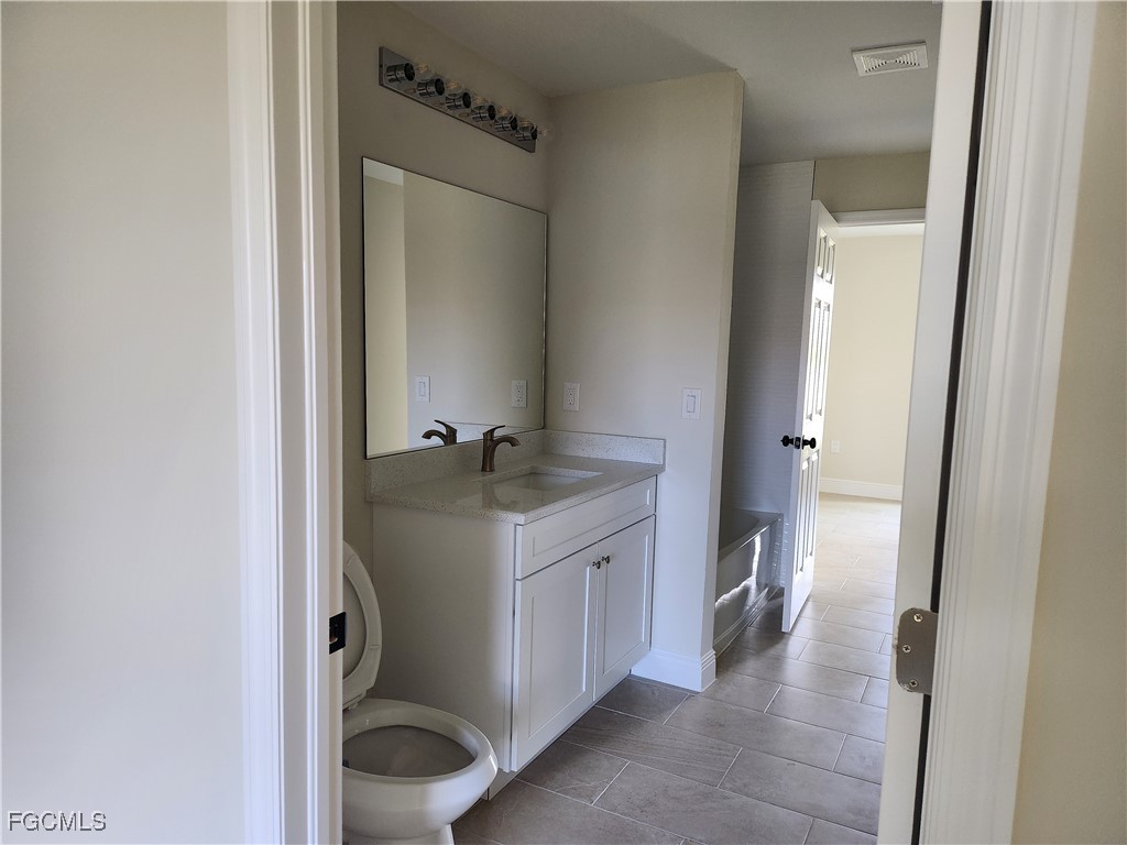 131 Grant Boulevard Lehigh Acres FL 33974 2025016046 image9