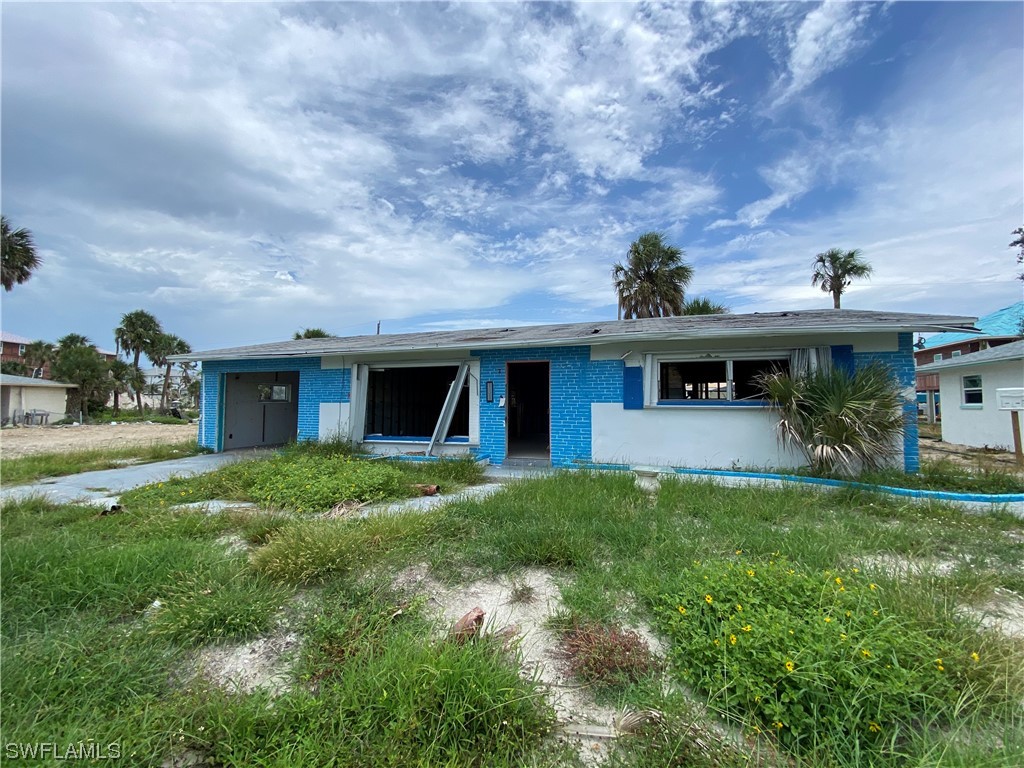 131 Mid Island Drive Fort Myers Beach FL 33931 223046536 image1