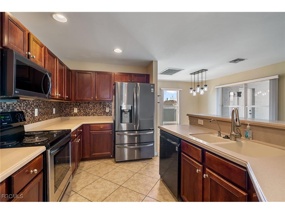 131 NW 6th Street Cape Coral FL 33993 2025020993 image13