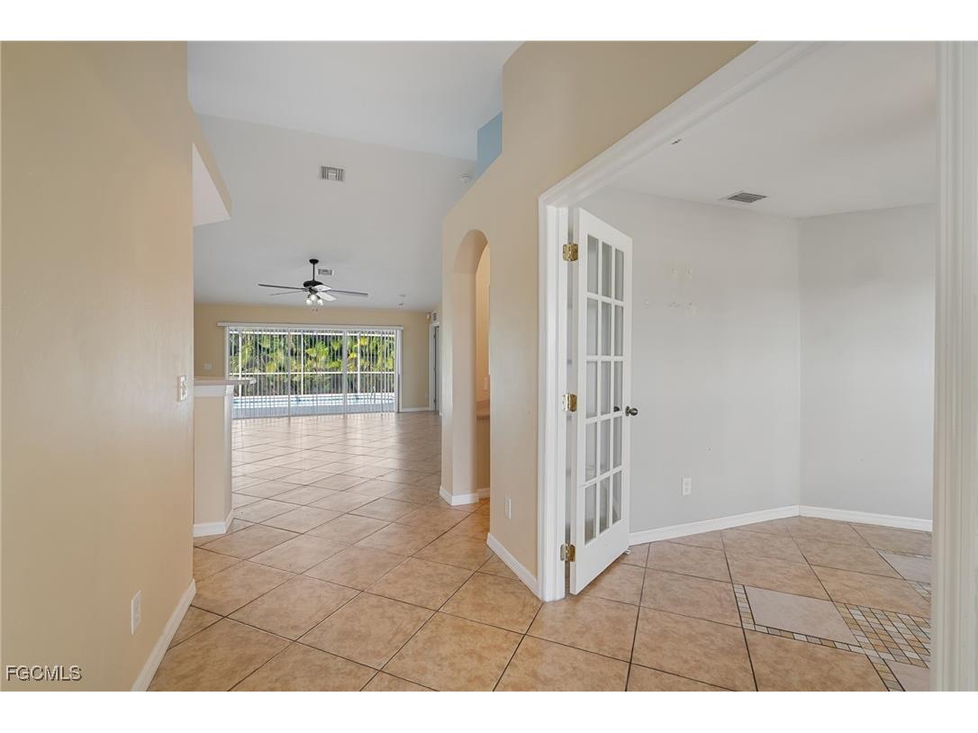 131 NW 6th Street Cape Coral FL 33993 2025020993 image2