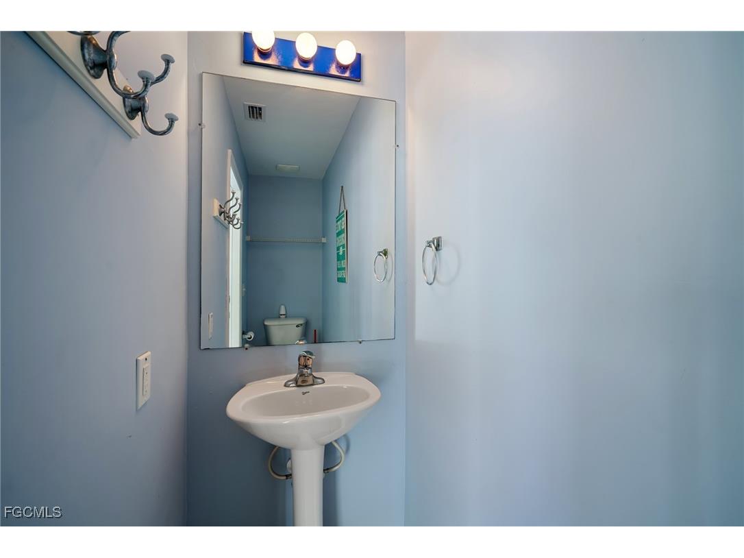 131 NW 6th Street Cape Coral FL 33993 2025020993 image26