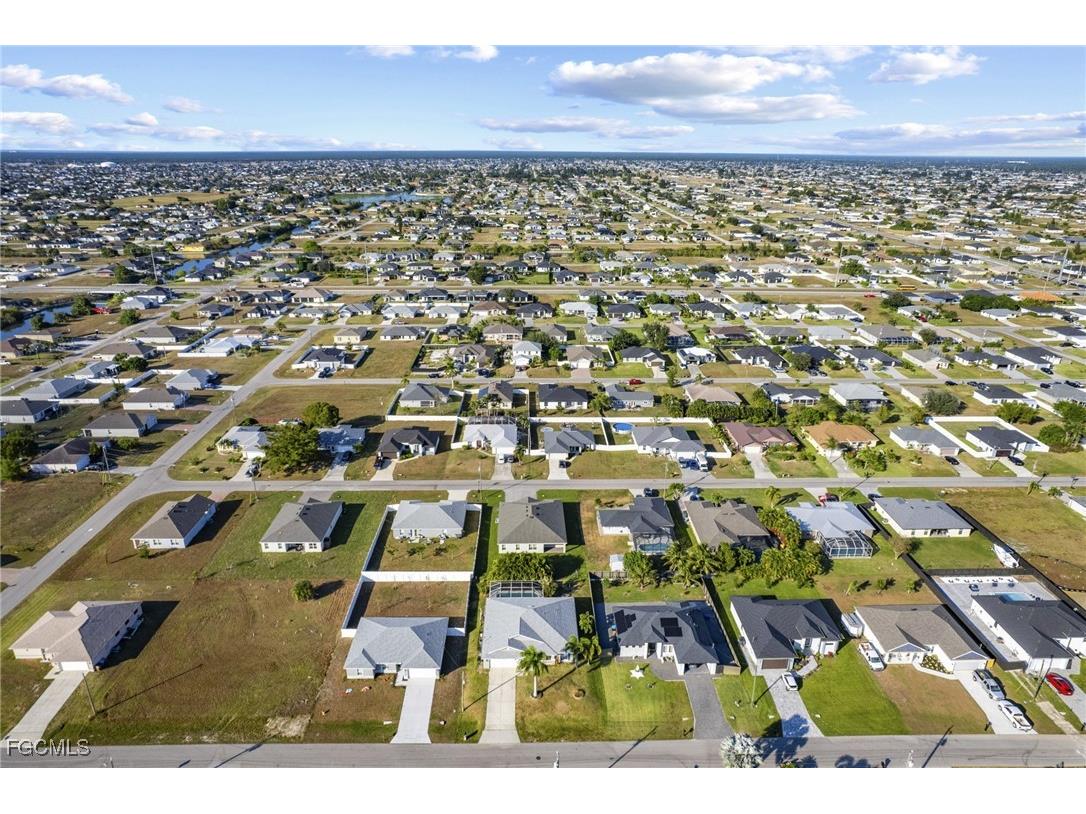131 NW 6th Street Cape Coral FL 33993 2025020993 image33
