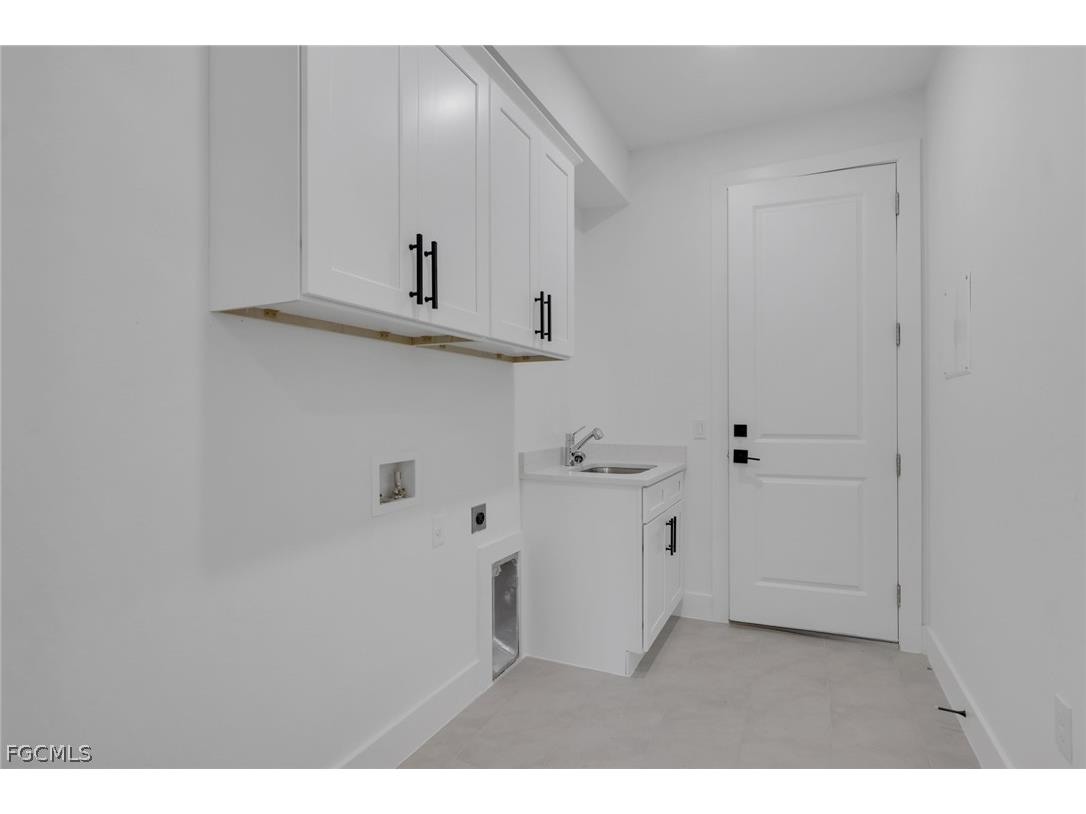 131 NW 7th Terrace Cape Coral FL 33993 2025009257 image20