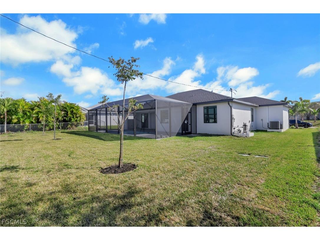 131 NW 7th Terrace Cape Coral FL 33993 2025009257 image26