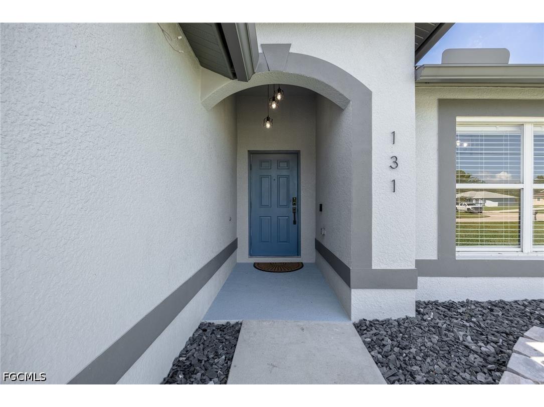 131 Ocean Park Drive Lehigh Acres FL 33972 2026029966 image2