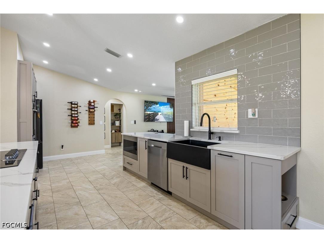 131 Ocean Park Drive Lehigh Acres FL 33972 2026029966 image8