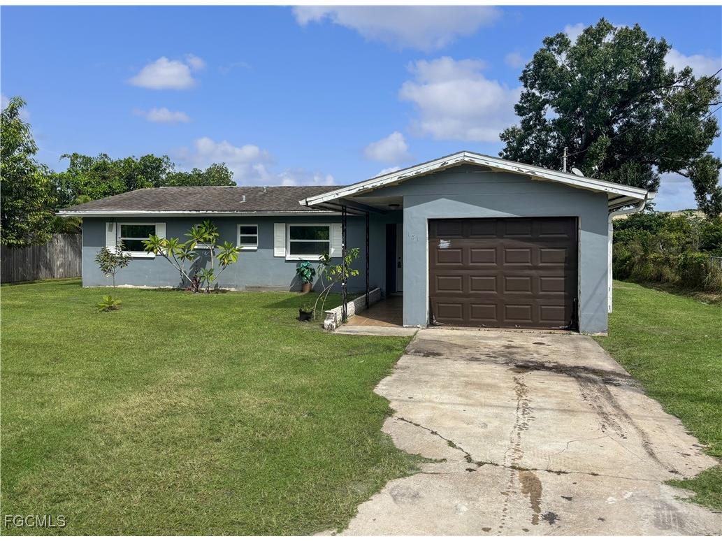 131 Schneider Drive Fort Myers FL 33905 2025013948 image1