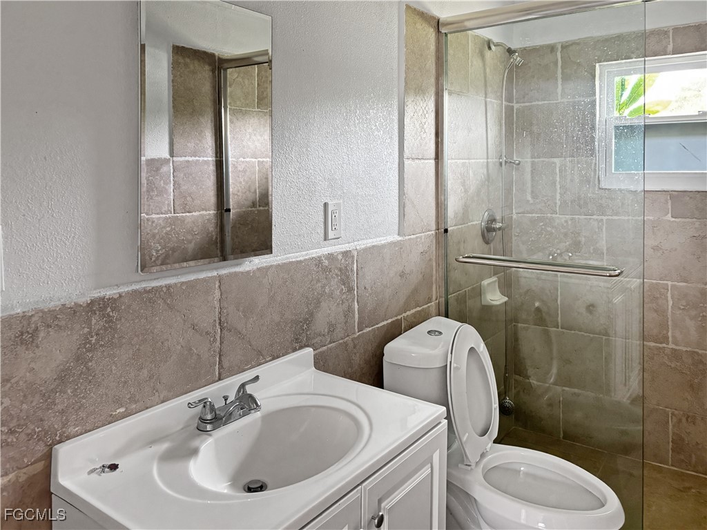 131 Schneider Drive Fort Myers FL 33905 2025013948 image6