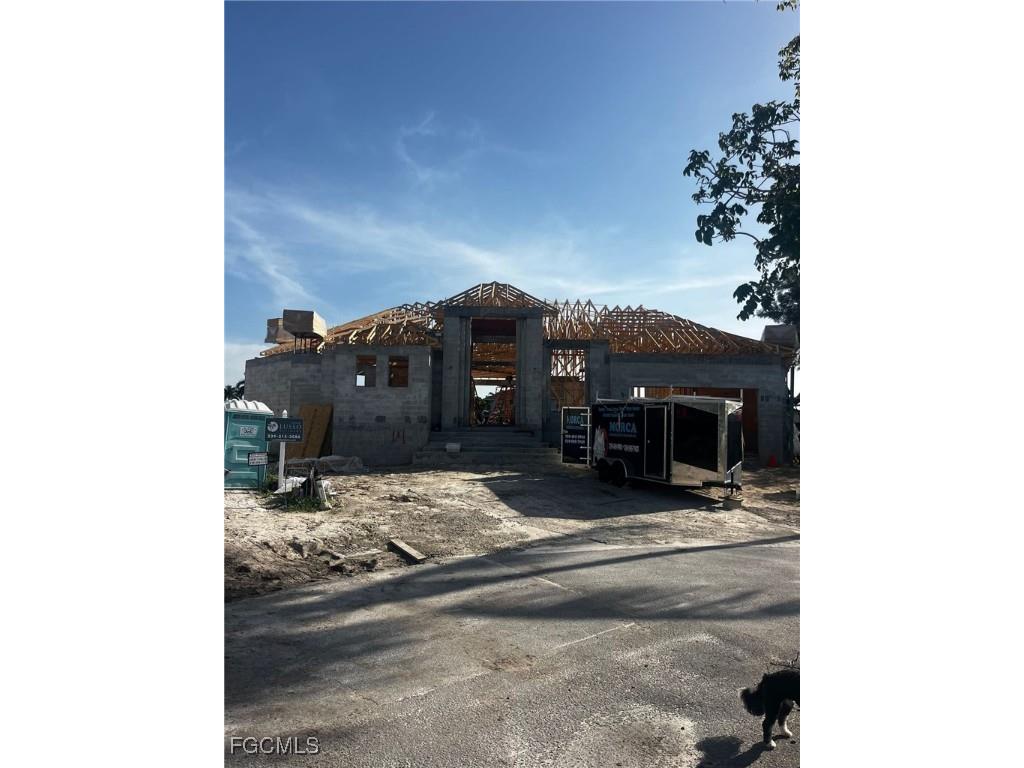 131 Templewood Court Marco Island FL 34145 2025002823 image5