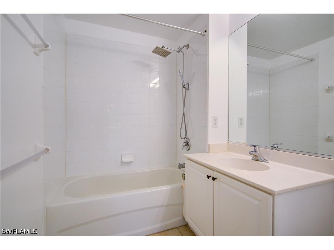 1310 Henley Street #1902 Naples FL 34105 226022456 image18