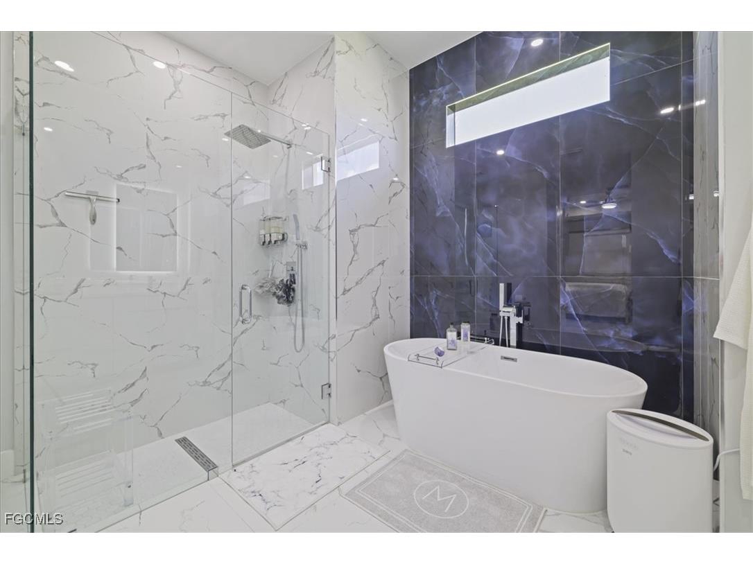 1310 NW 10th Terrace Cape Coral FL 33993 2025015471 image16