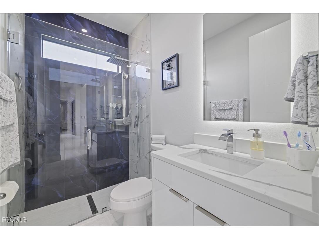 1310 NW 10th Terrace Cape Coral FL 33993 2025015471 image20