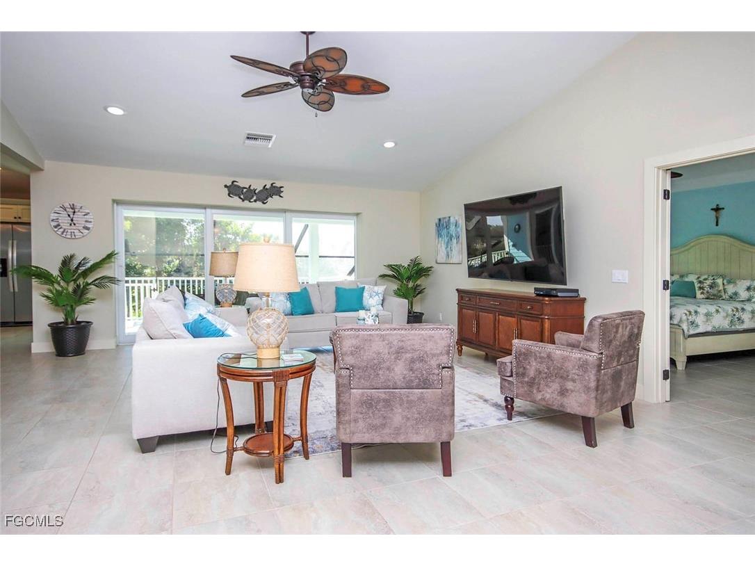 1310 Par View Drive Sanibel FL 33957 2025022766 image2