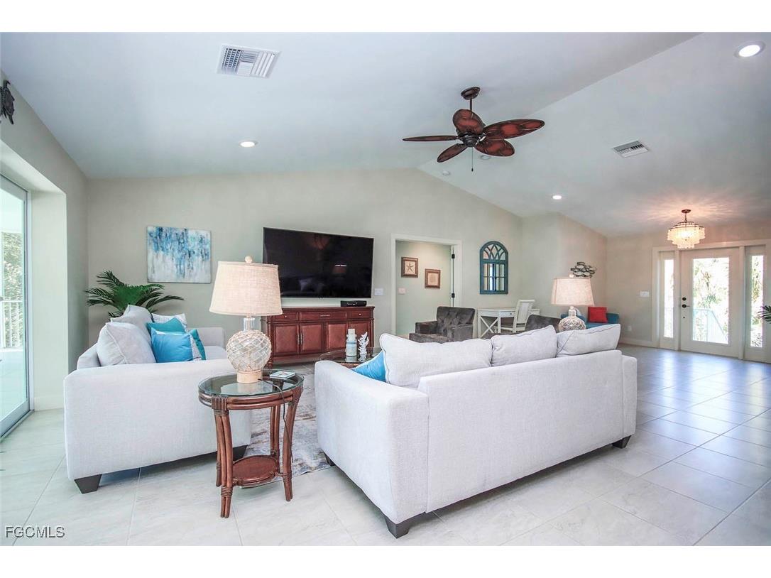 1310 Par View Drive Sanibel FL 33957 2025022766 image4